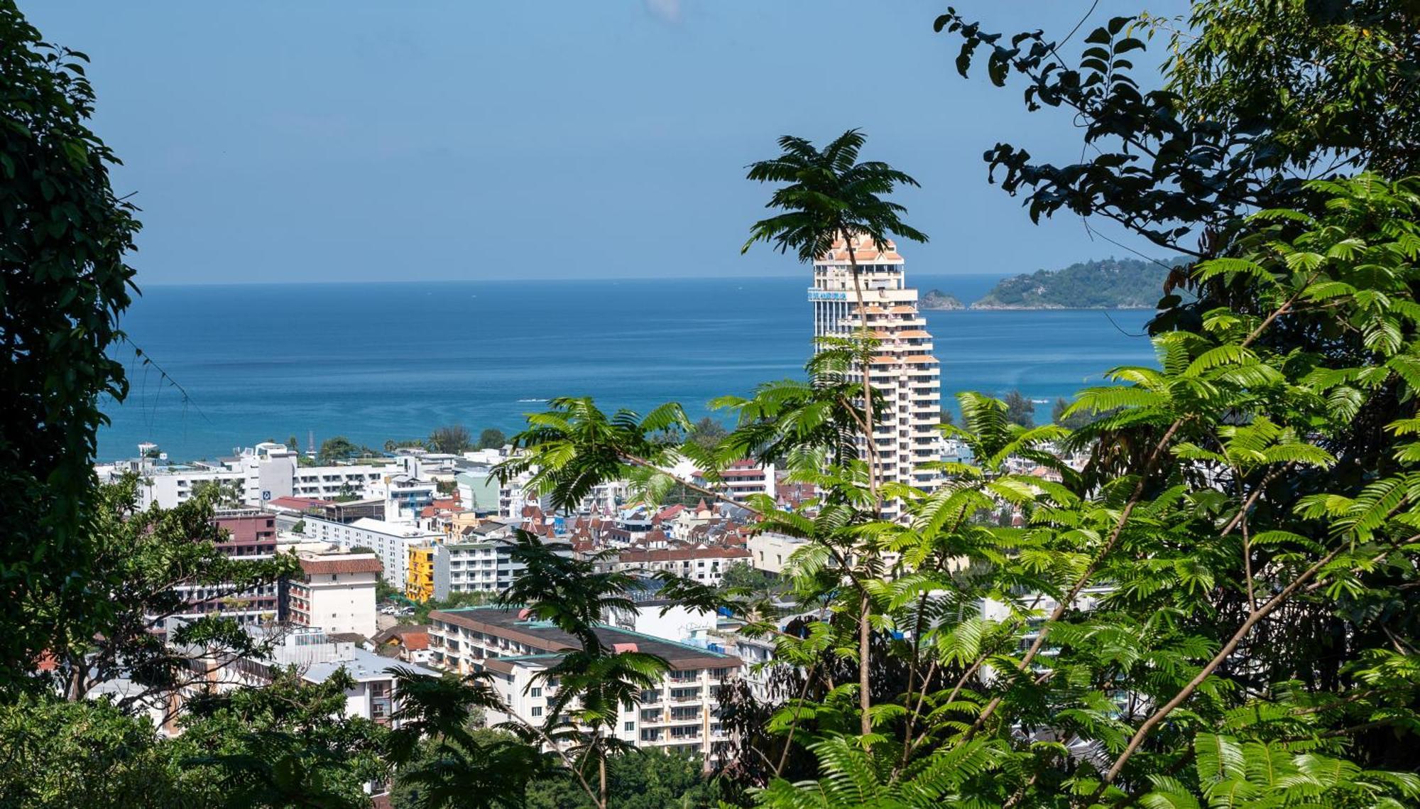 Baiyok Villa Seaview And Edge Pool Patong Bagian luar foto