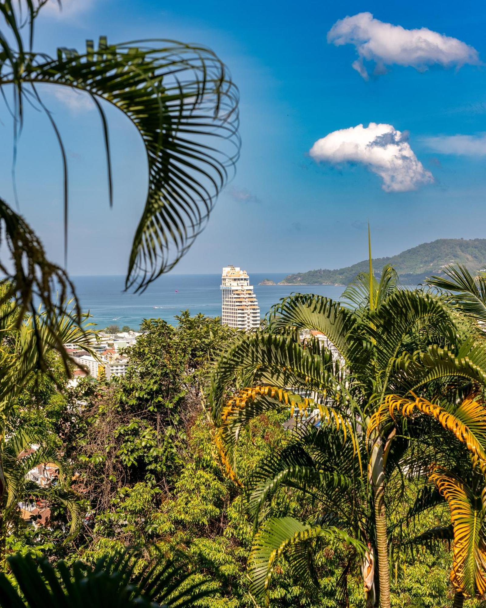 Baiyok Villa Seaview And Edge Pool Patong Bagian luar foto